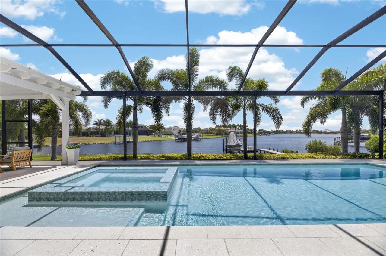 825 Manns Harbor Drive, Apollo Beach, FL 33572 Photo