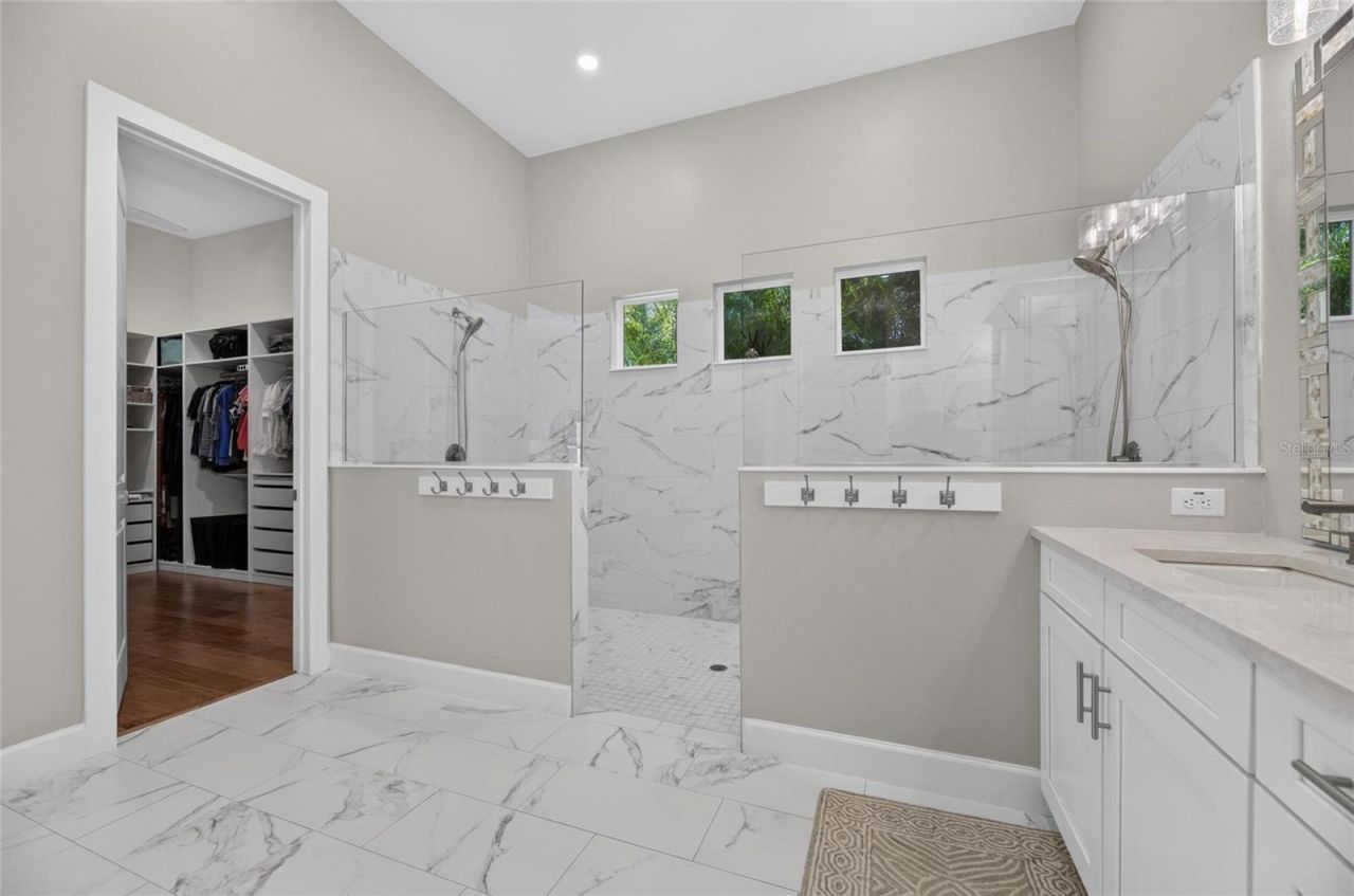 825 Manns Harbor Drive, Apollo Beach, FL 33572 Photo