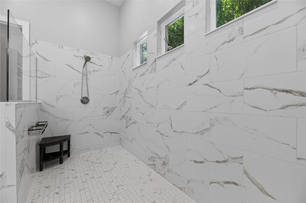 825 Manns Harbor Drive, Apollo Beach, FL 33572 Photo