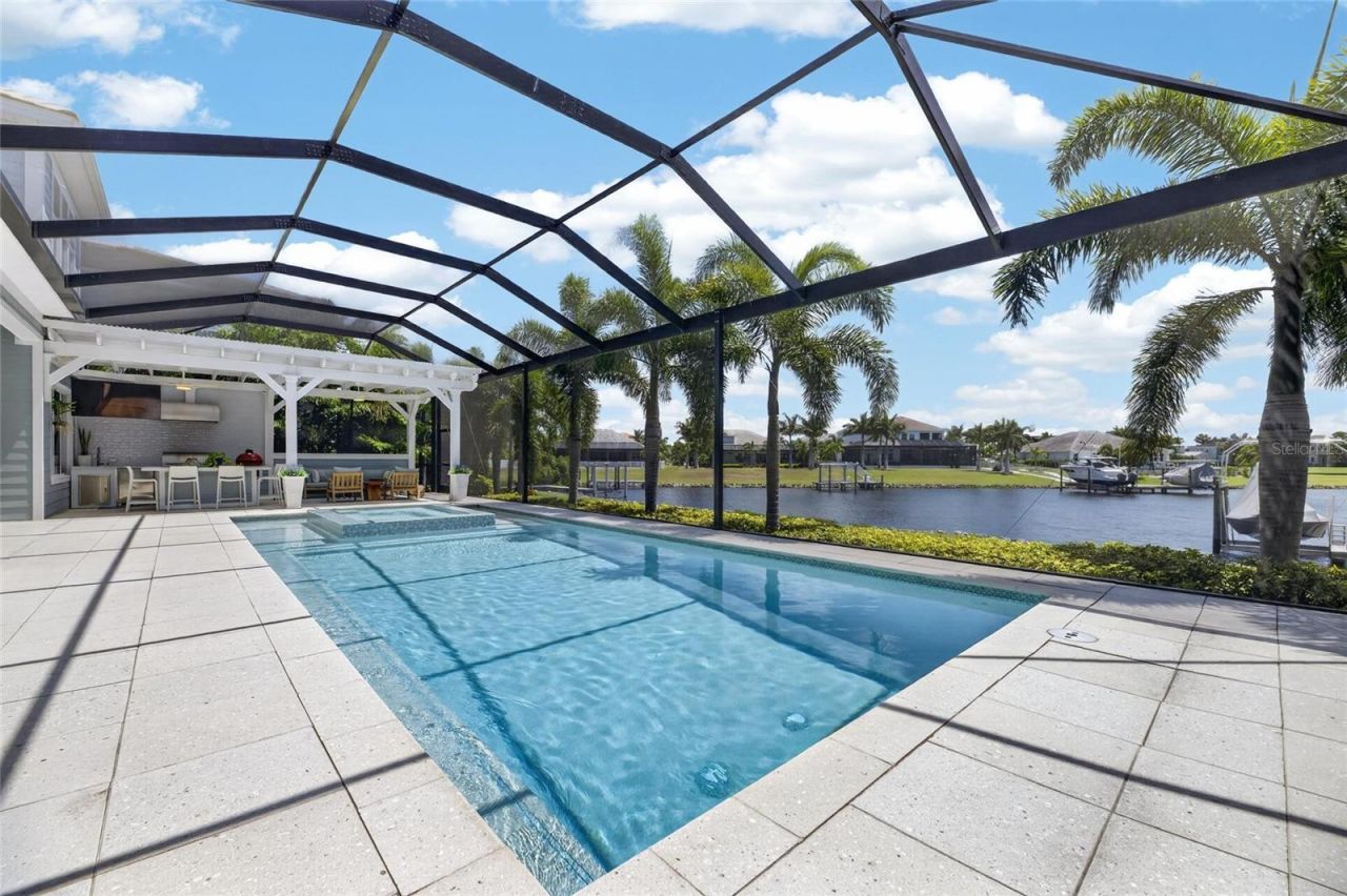 825 Manns Harbor Drive, Apollo Beach, FL 33572 Photo