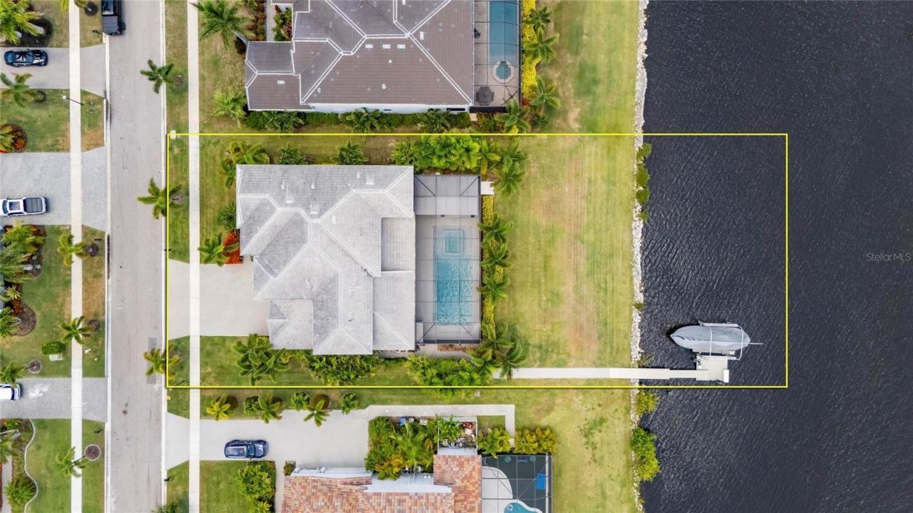 825 Manns Harbor Drive, Apollo Beach, FL 33572 Photo