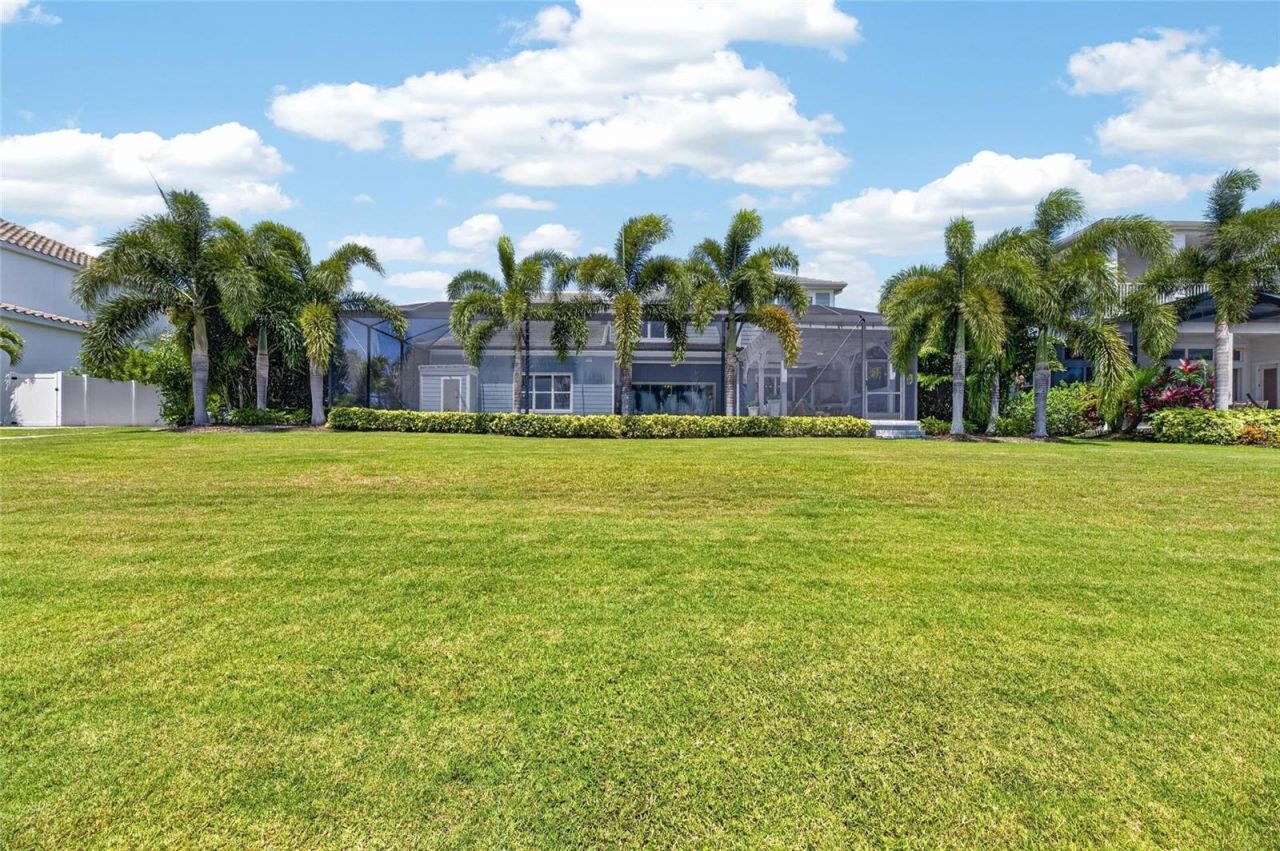 825 Manns Harbor Drive, Apollo Beach, FL 33572 Photo