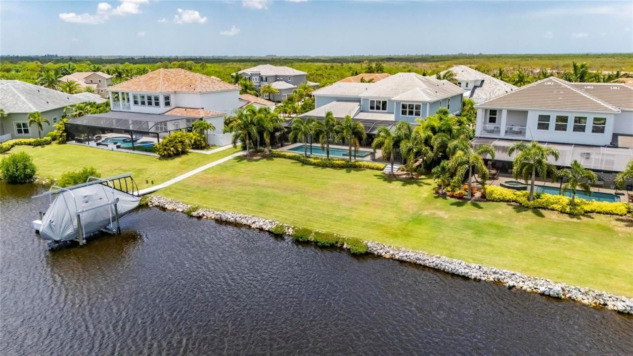 825 Manns Harbor Drive, Apollo Beach, FL 33572 Photo