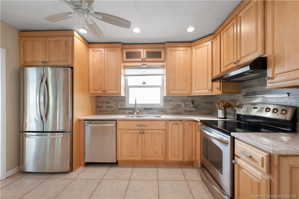 8974 SE Bobo Court, Hobe Sound, FL 33455 Photo