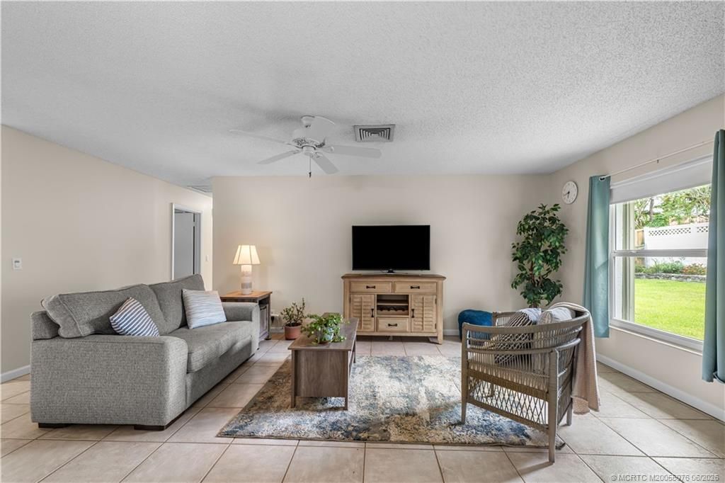 8974 SE Bobo Court, Hobe Sound, FL 33455 Photo