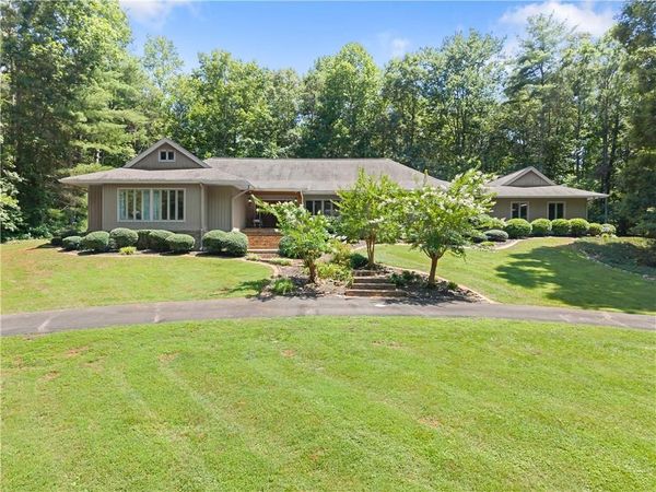 386 Stewart Lane , Clarkesville, GA 30523