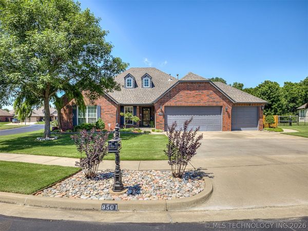 9501 N 95th East Court, Owasso, OK 74055