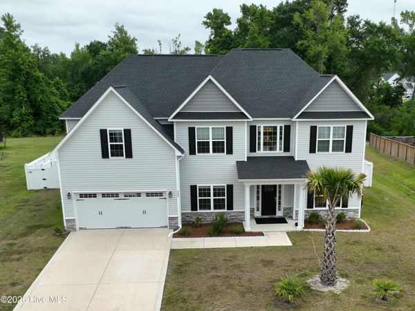 808 Colchester Reef Run, Sneads Ferry, NC 28460
