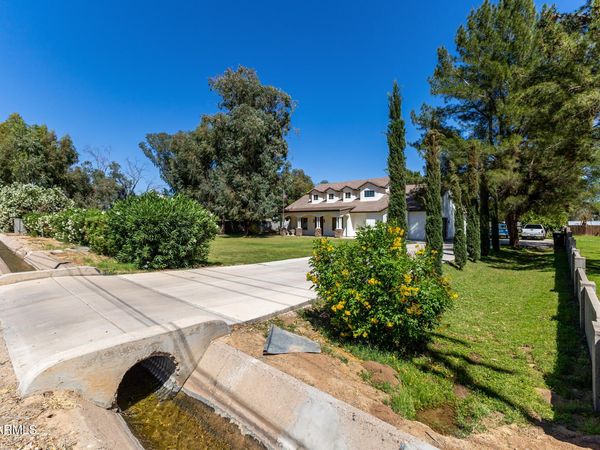 6635 N Citrus Road, Waddell, AZ 85355