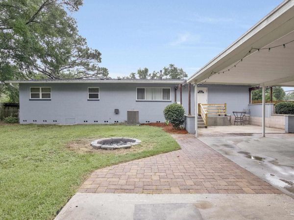 724 Woodmere Dr, Pensacola, FL 32503