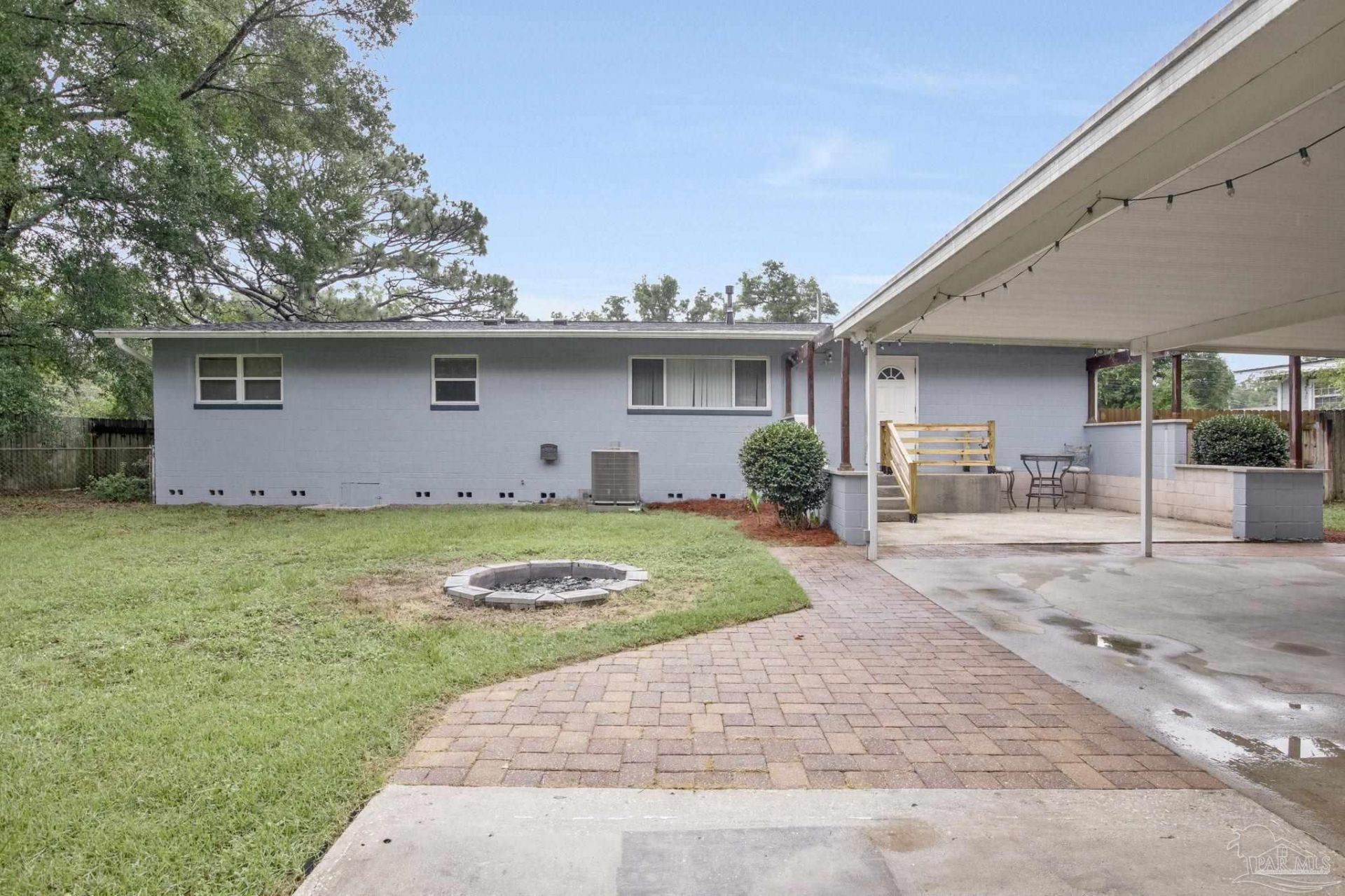 724 Woodmere Dr, Pensacola, FL 32503 Main Photo