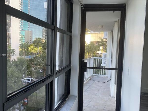 1440 Brickell Bay Dr , Unit 508, Miami, FL 33131