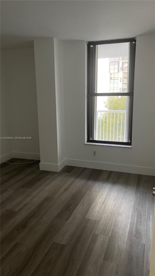 1440 Brickell Bay Dr , Unit 508, Miami, FL 33131 Photo
