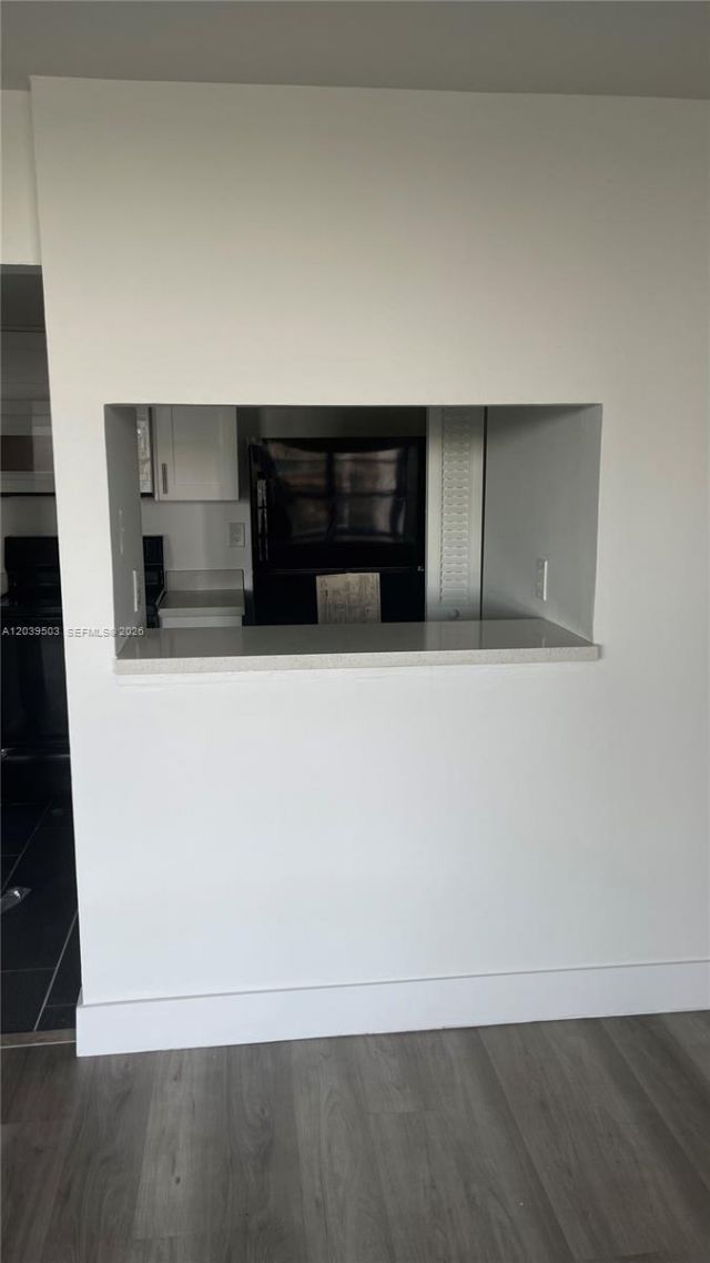 1440 Brickell Bay Dr , Unit 508, Miami, FL 33131 Photo