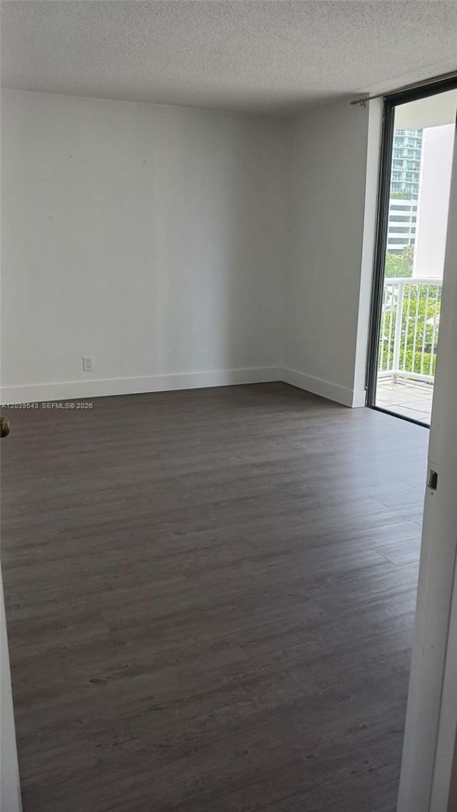 1440 Brickell Bay Dr , Unit 509, Miami, FL 33131 Photo