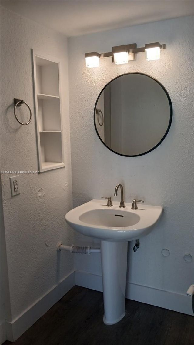 1440 Brickell Bay Dr , Unit 509, Miami, FL 33131 Photo