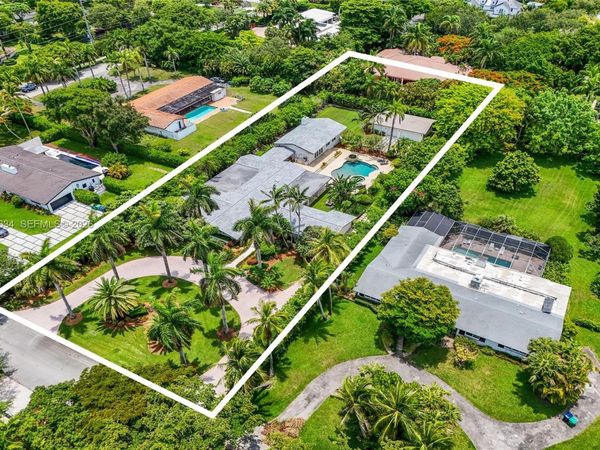 11900 SW 63rd Ave, Pinecrest, FL 33156