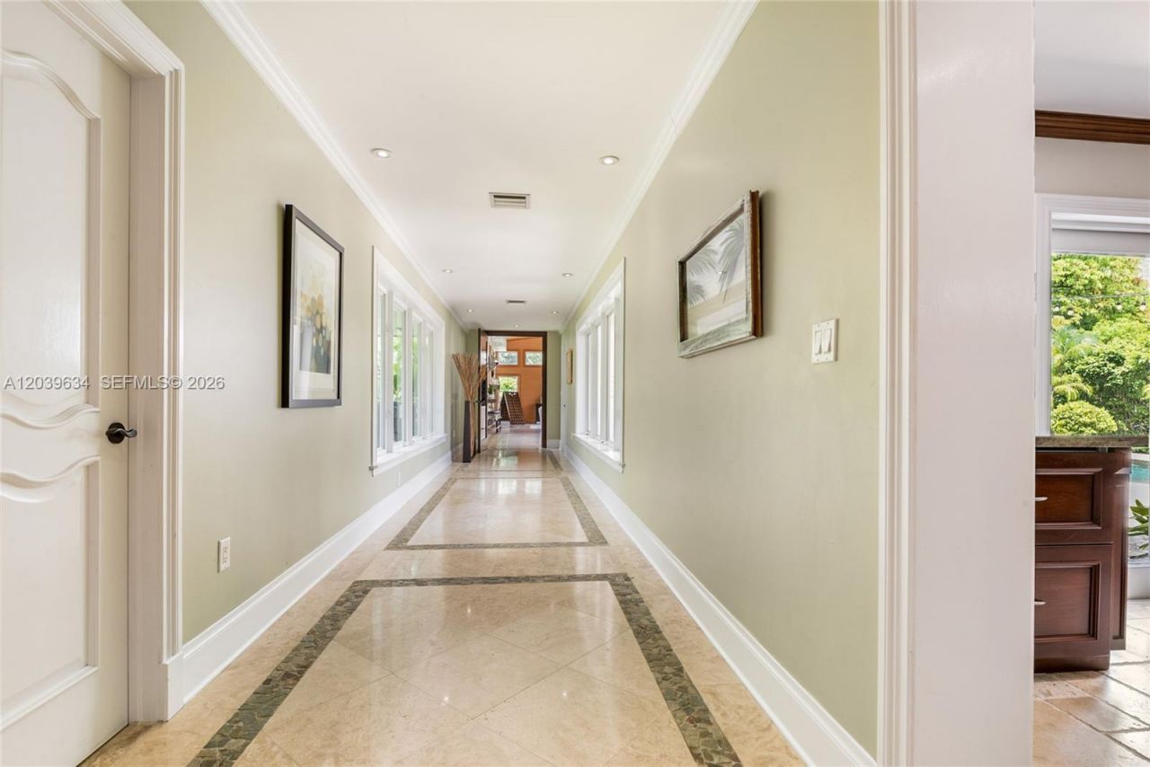 11900 SW 63rd Ave, Pinecrest, FL 33156 Photo