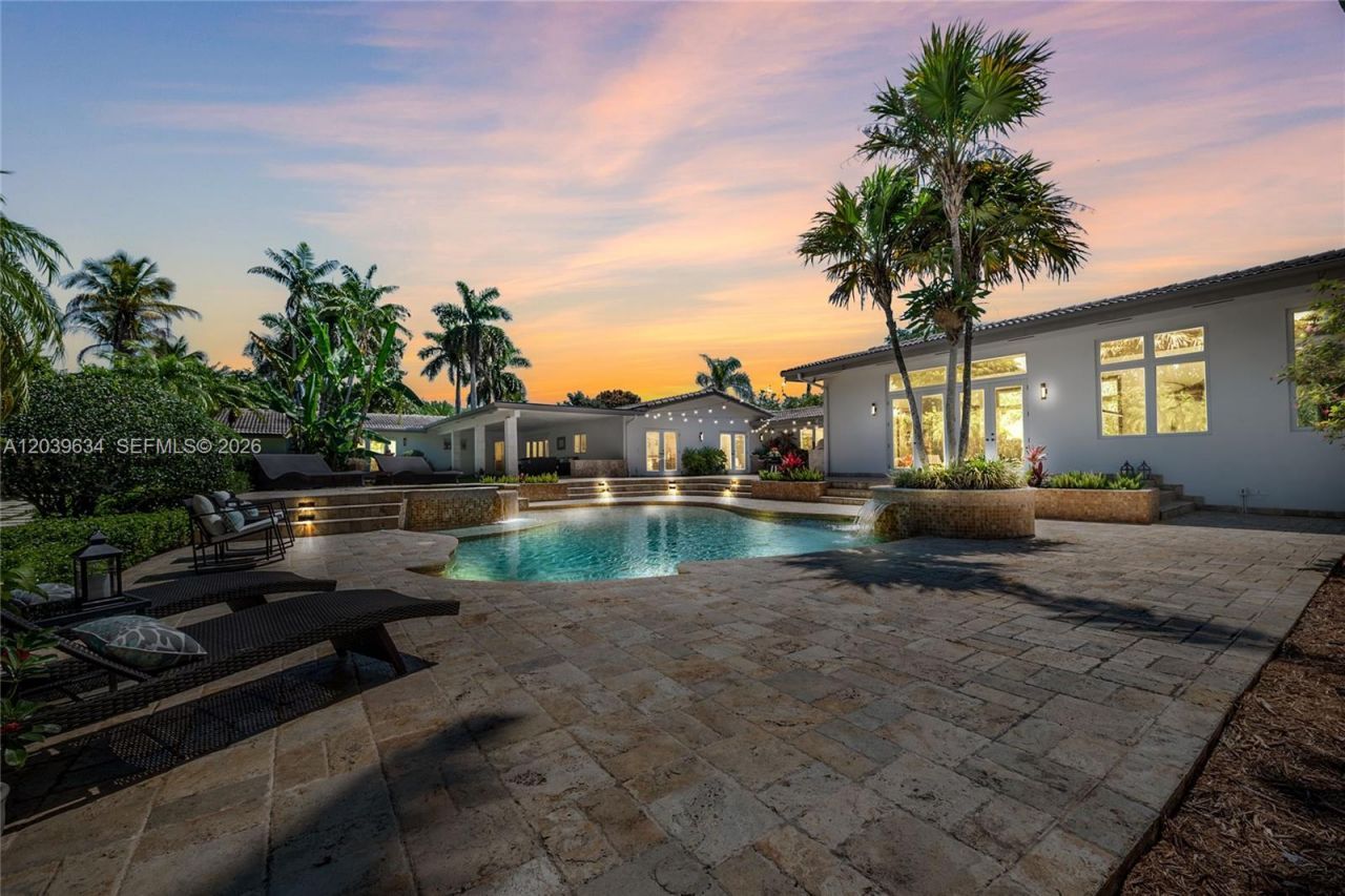 11900 SW 63rd Ave, Pinecrest, FL 33156 Photo