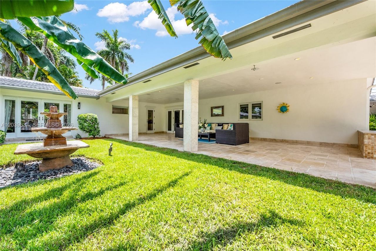 11900 SW 63rd Ave, Pinecrest, FL 33156 Photo
