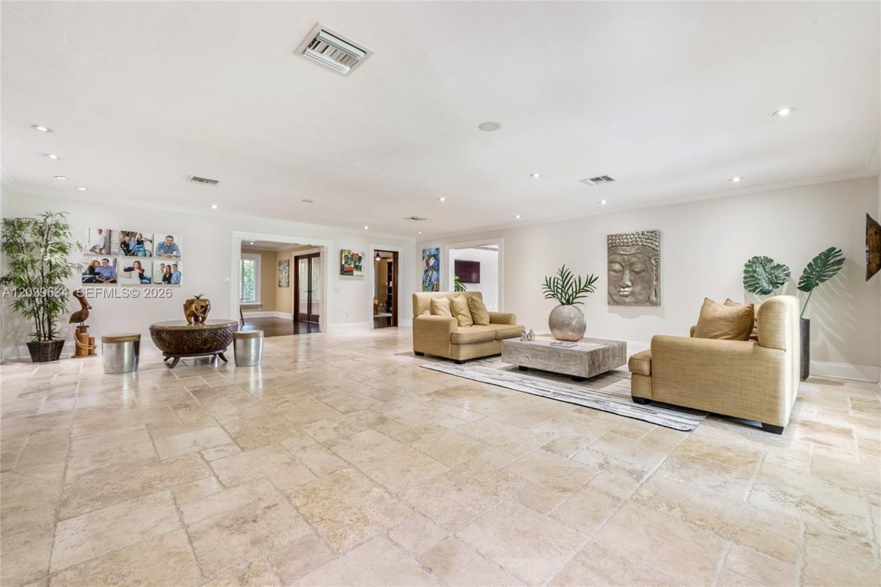 11900 SW 63rd Ave, Pinecrest, FL 33156 Photo