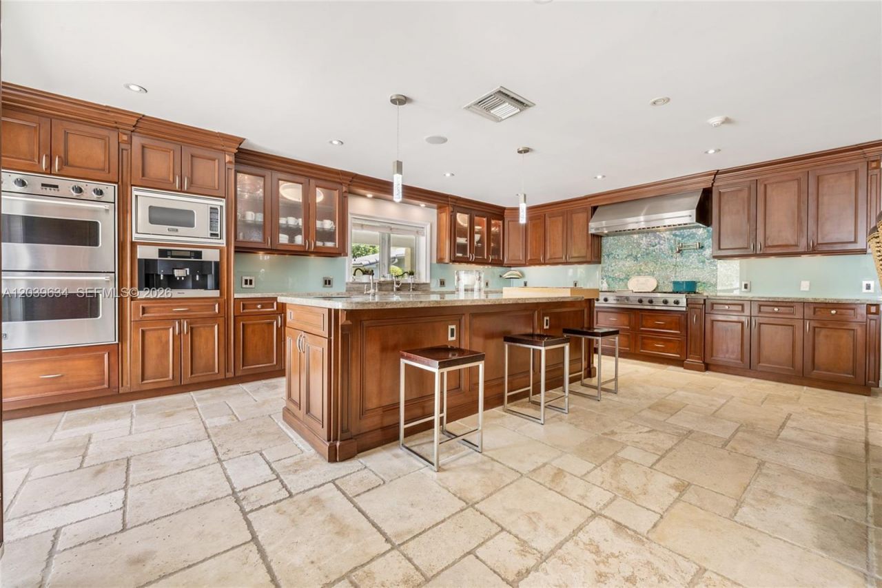 11900 SW 63rd Ave, Pinecrest, FL 33156 Photo