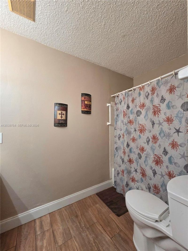 1327 NW 87th Ter, Coral Springs, FL 33071 Photo