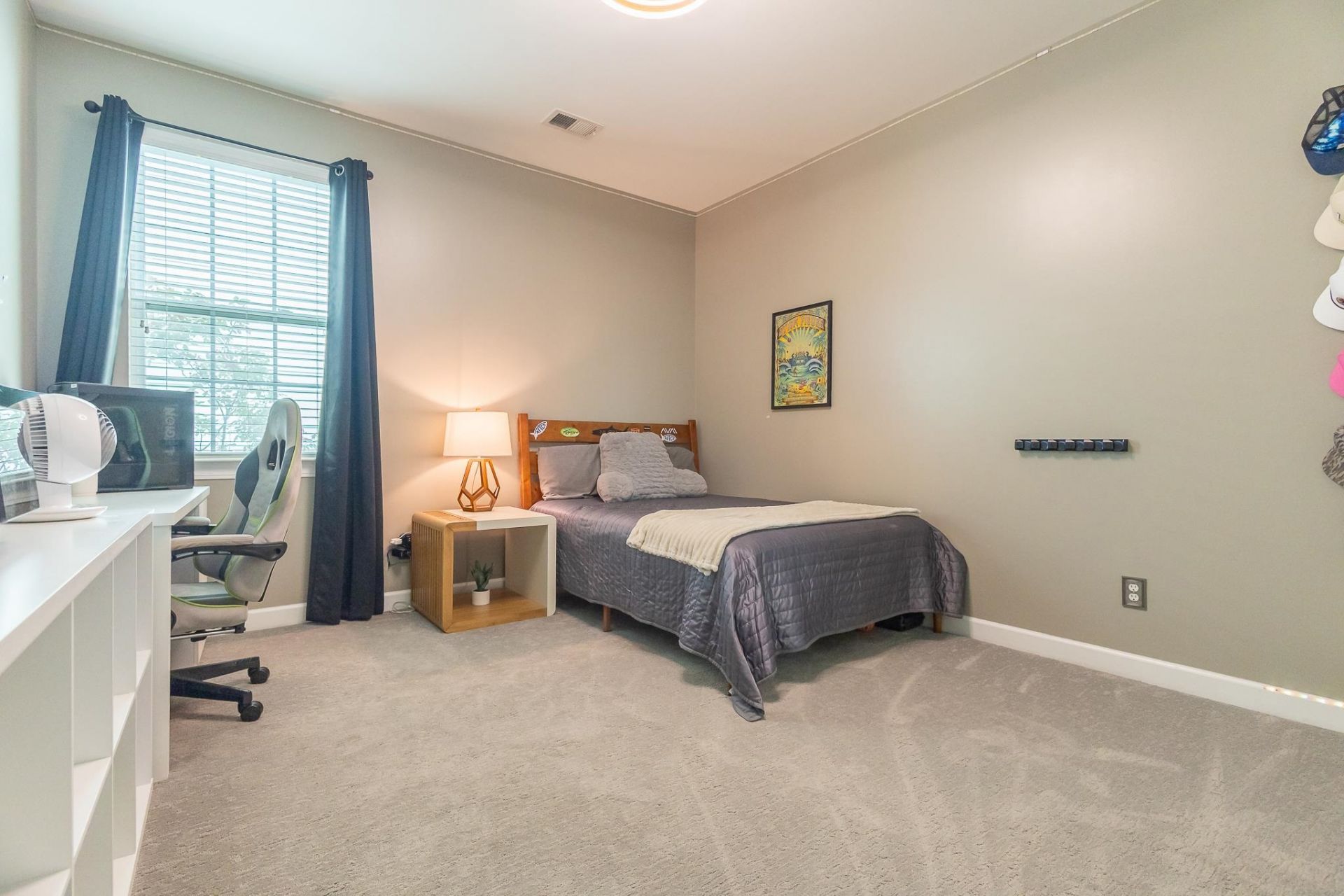 1569 Legends Ave. Photo 12