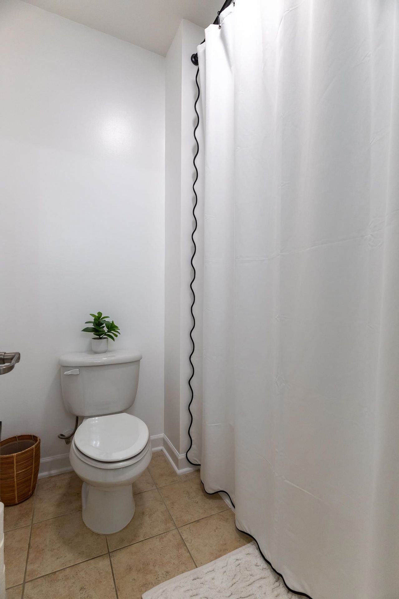 1569 Legends Ave. Photo 25