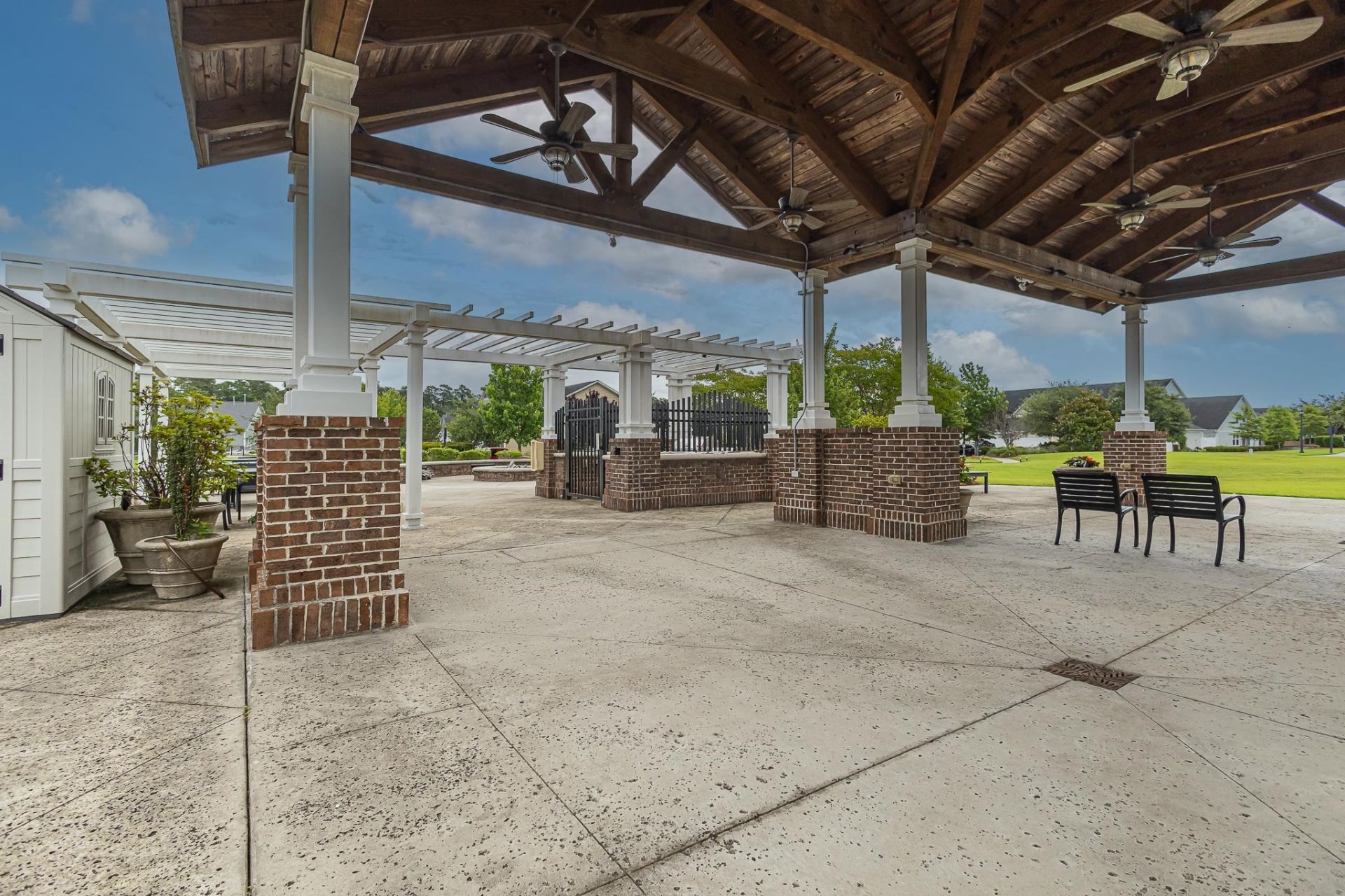 1569 Legends Ave. Photo 35