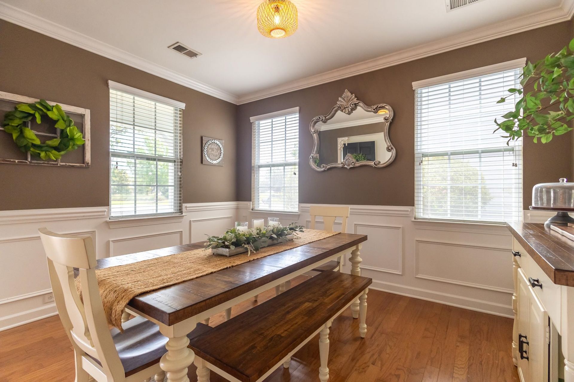 1569 Legends Ave. Photo 5