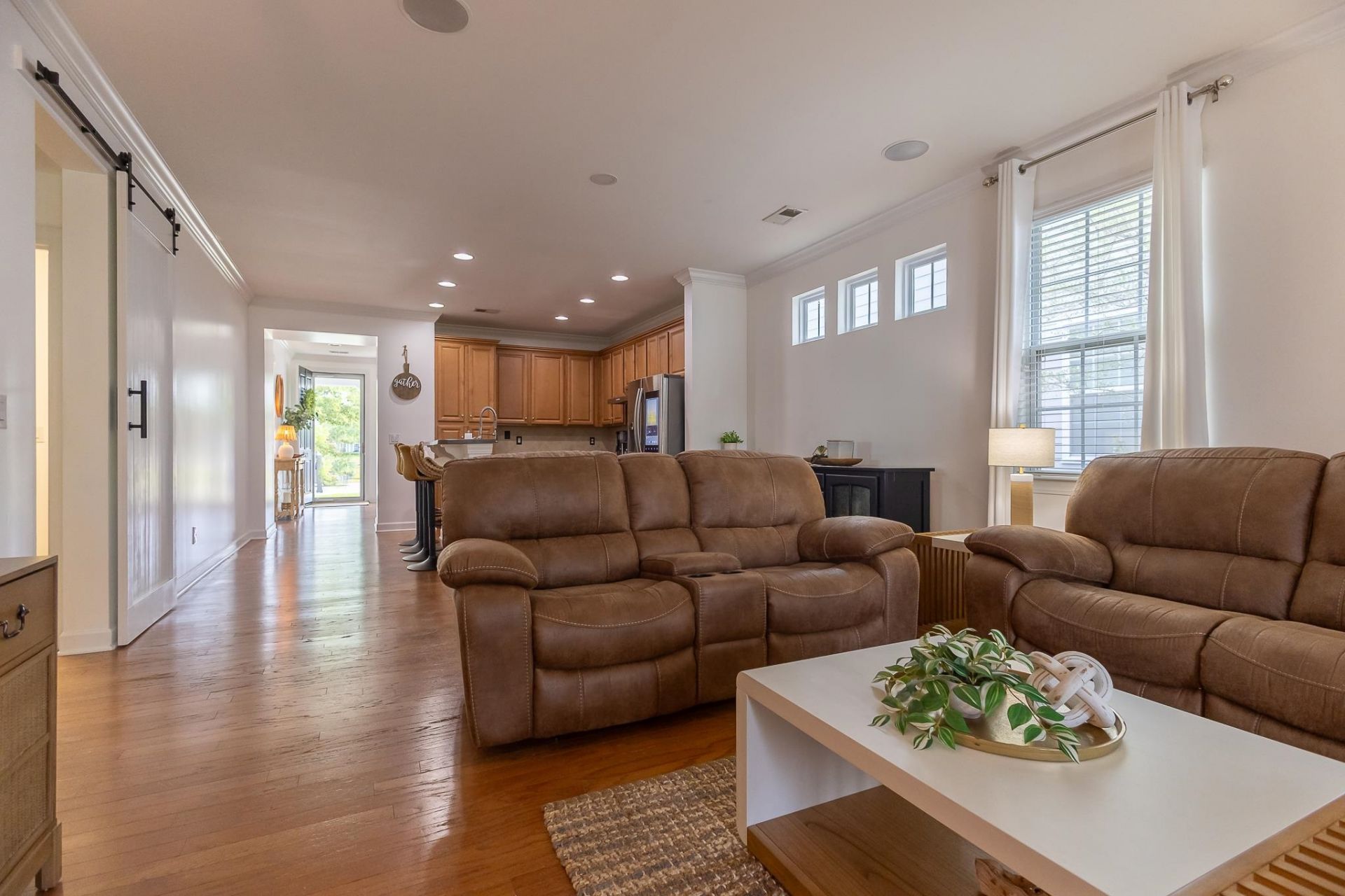 1569 Legends Ave. Photo 7