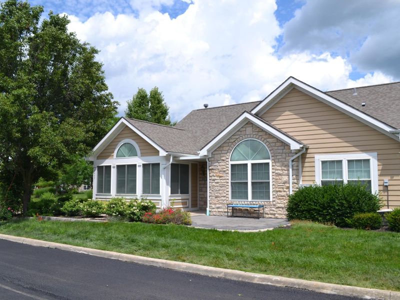 2647 Prestwick Village Circle, Springfield, OH 45503 Photo 7