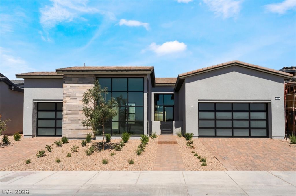 217 Grange Creek Lane, Las Vegas, NV 89138 Main Photo