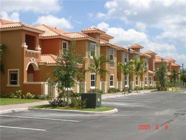 2319 Mariner Court, Unit 2706, Dania Beach, FL 33312