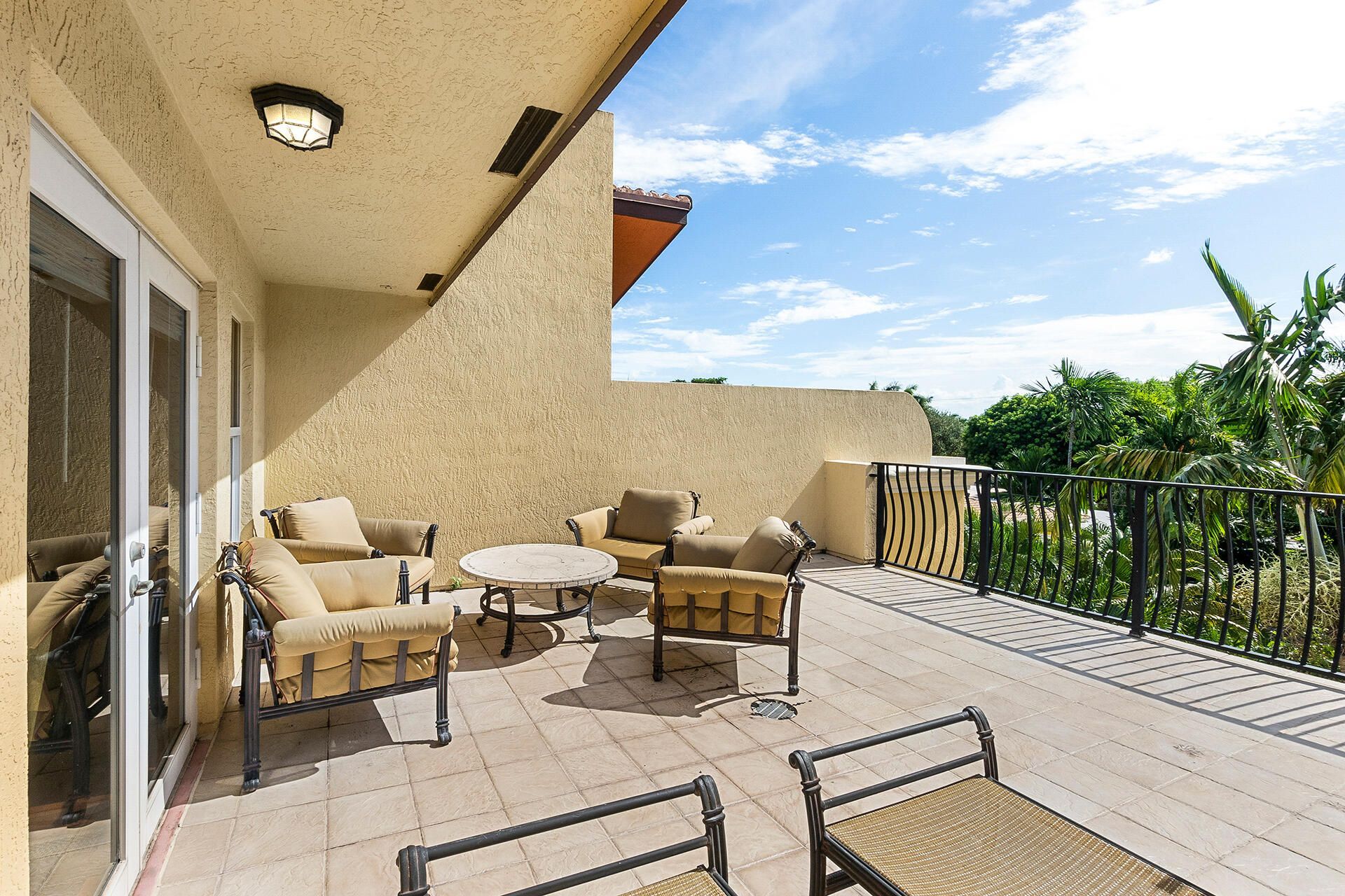 1421 NE 26th Avenue, Fort Lauderdale, FL 33304 Photo