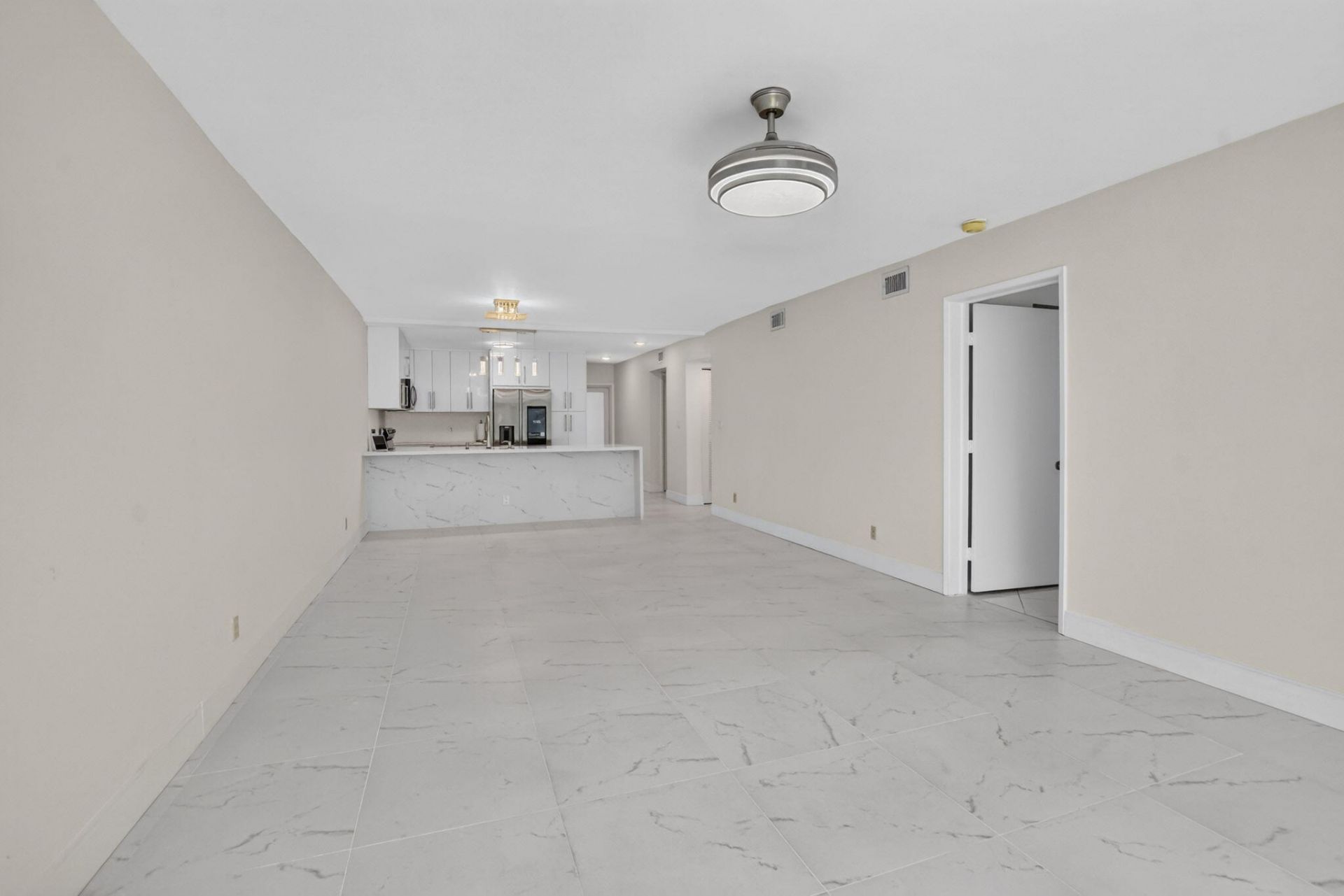9095 Flynn Circle, Unit 6, Boca Raton, FL 33496 Photo
