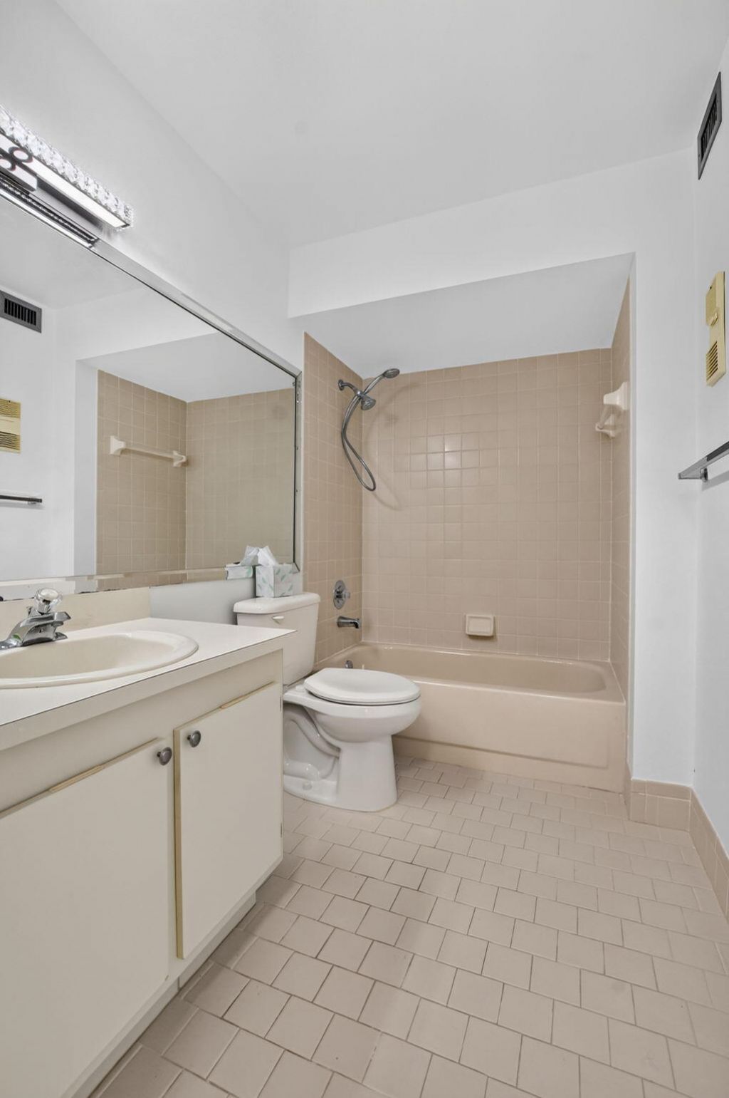 9095 Flynn Circle, Unit 6, Boca Raton, FL 33496 Photo