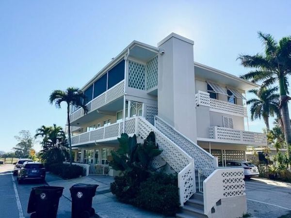 131 N Golfview Road, Unit 4, Lake Worth, FL 33460