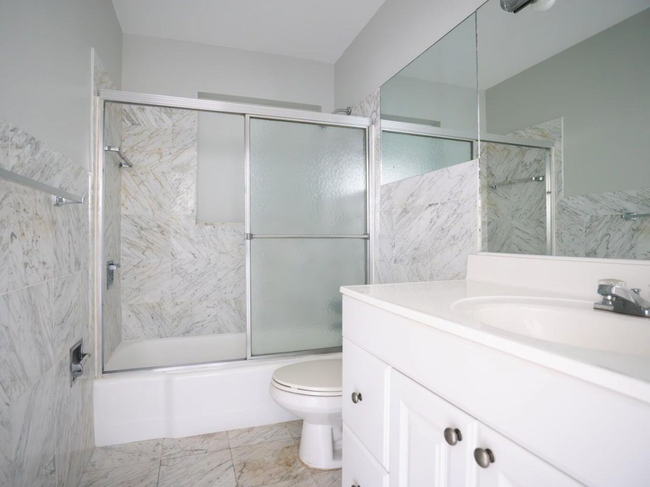 131 N Golfview Road, Unit 4, Lake Worth, FL 33460 Photo