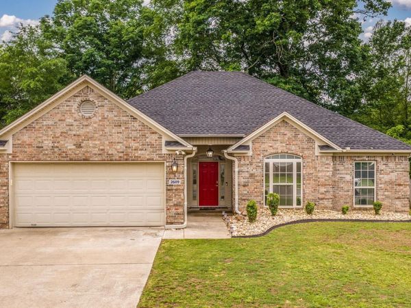 2609 Shadowcreek Drive , Bryant, AR 72022