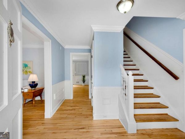 5197 Riverhill Road NE, Marietta, GA 30068