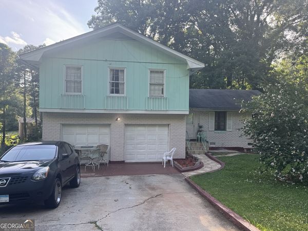 365 Shelton Woods Court, Stone Mountain, GA 30088