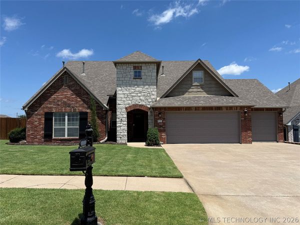 831 W 148th Street S, Glenpool, OK 74033