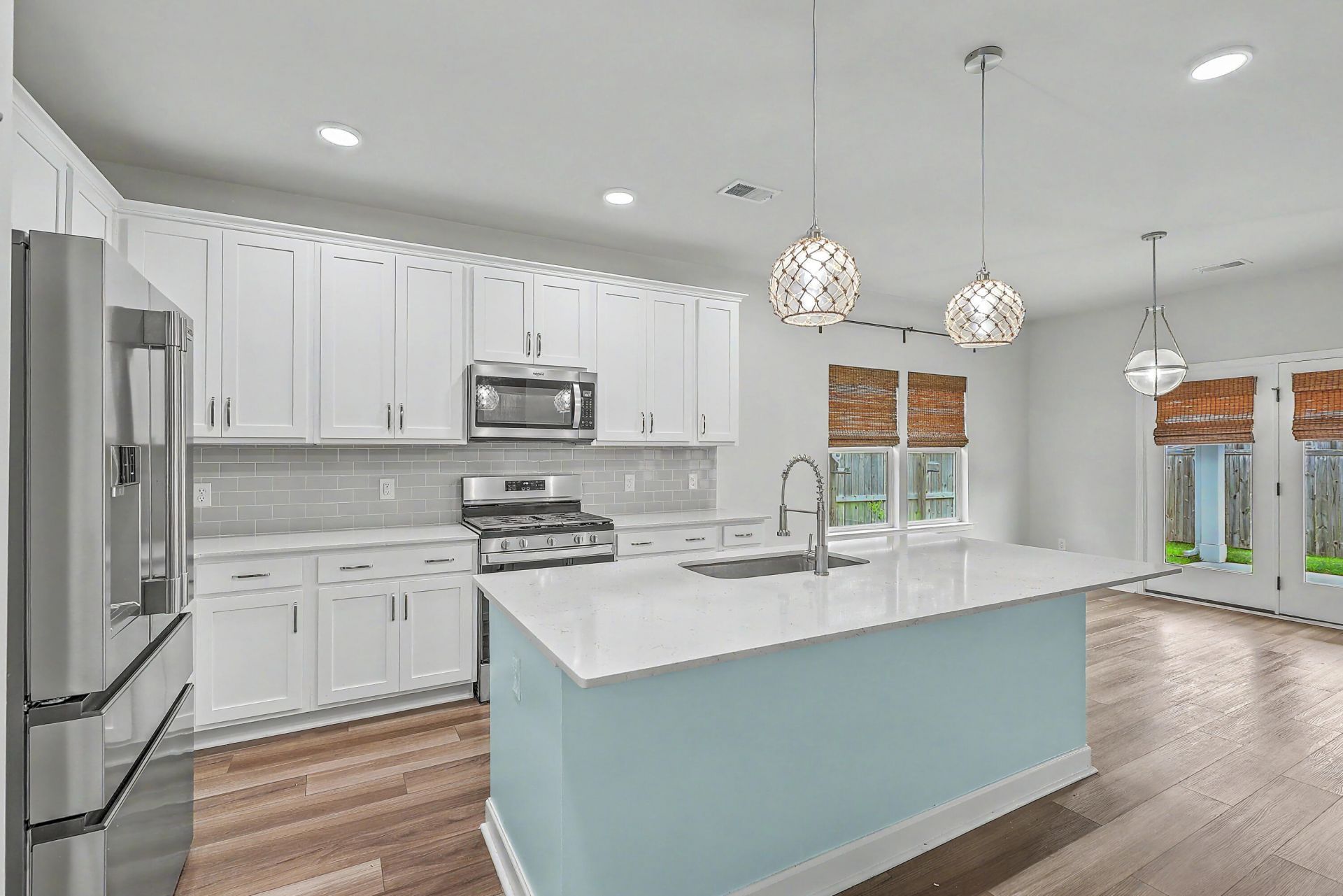 1423 Arabella Street Photo 16