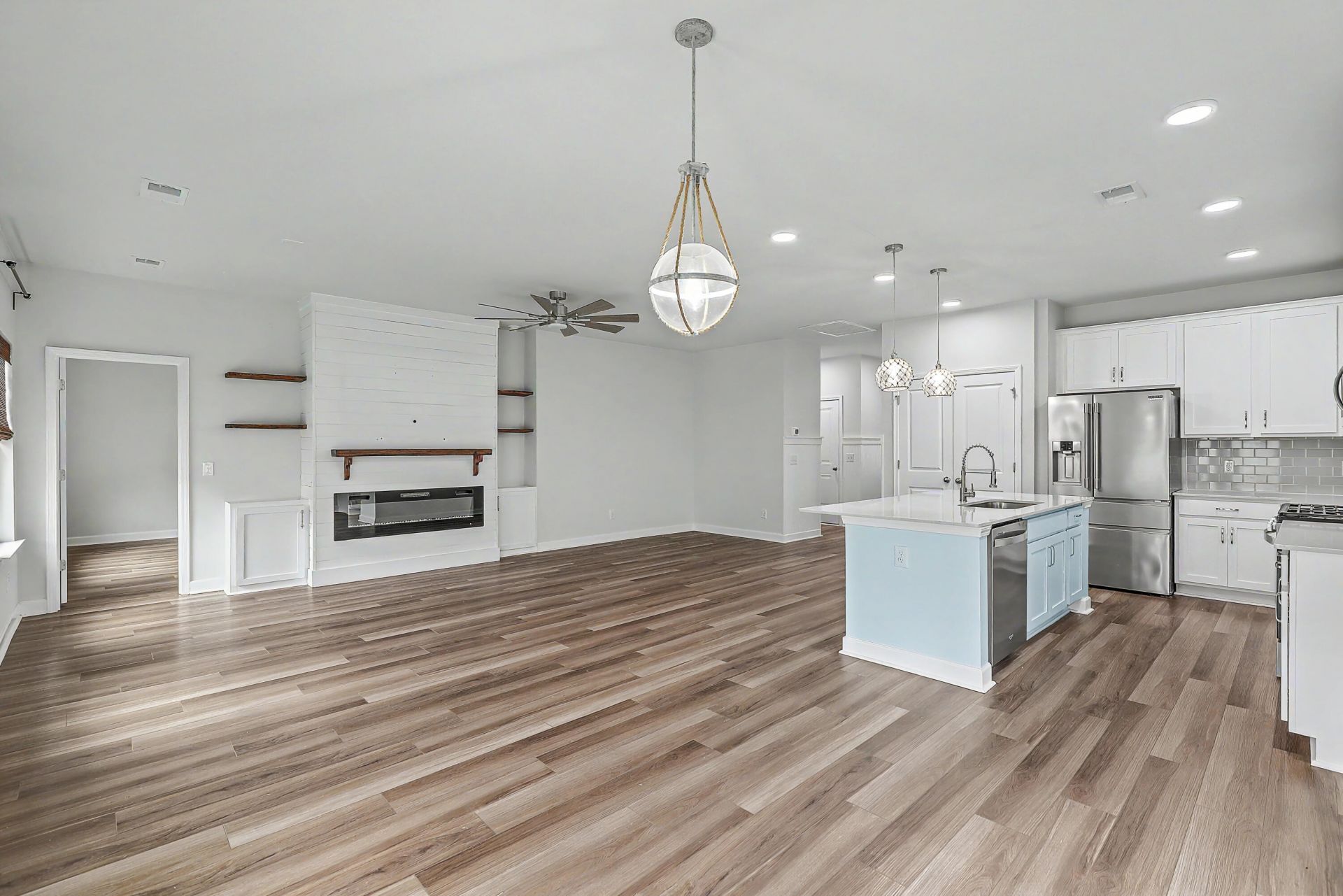 1423 Arabella Street Photo 21