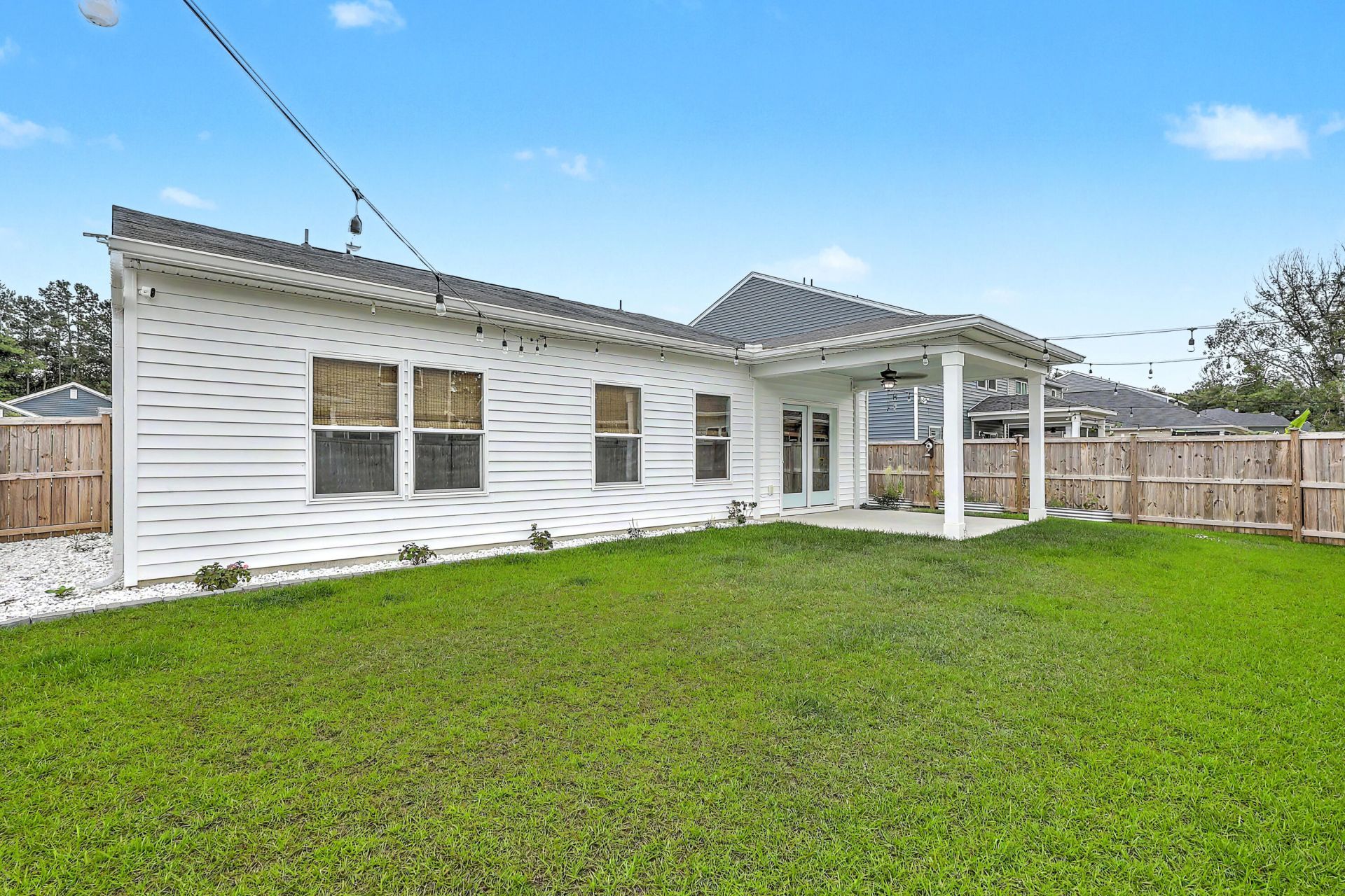 1423 Arabella Street Photo 31