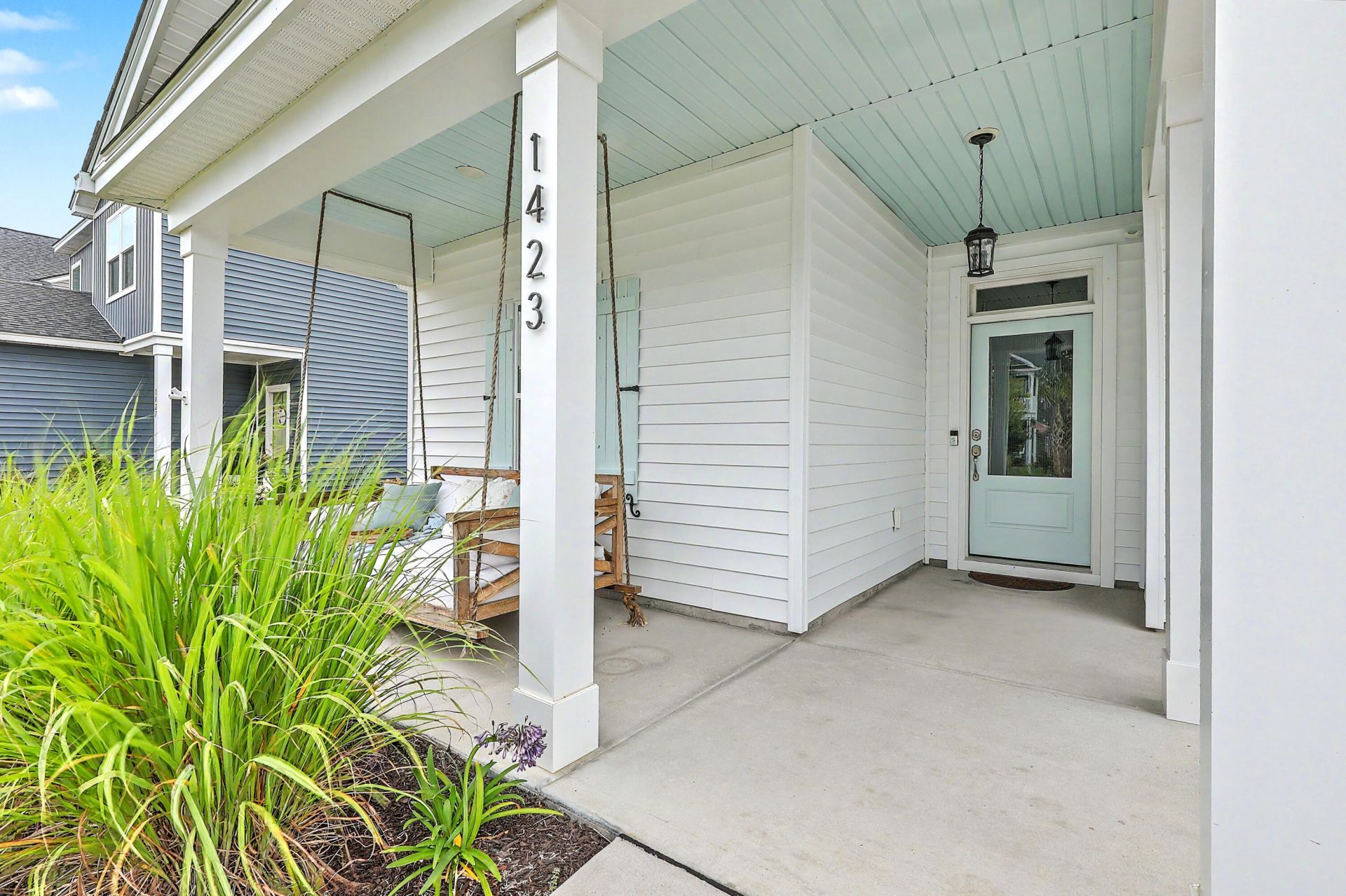 1423 Arabella Street Photo 5