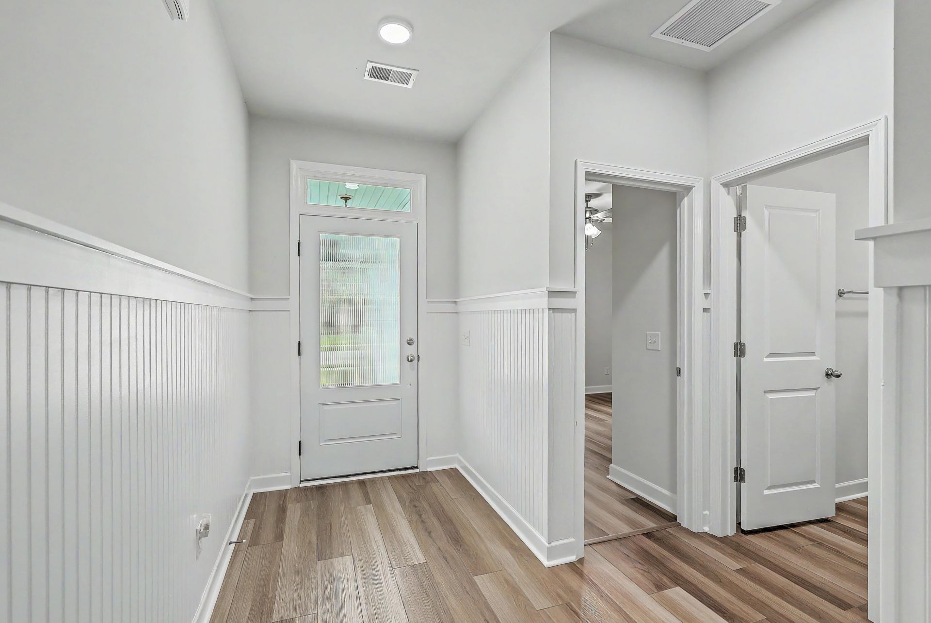 1423 Arabella Street Photo 6