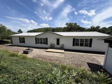 2210 Lazelle Union Road, Maidsville, WV 26541